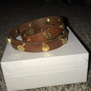 Wrap around Tory Burch leather bracelet